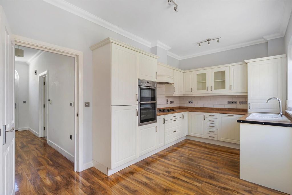 Property photo 2 of 15 010A4231.Jpg