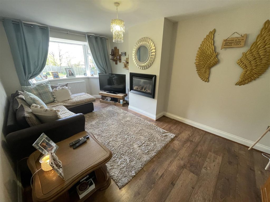 Property photo 2 of 20 How 17.Jpeg