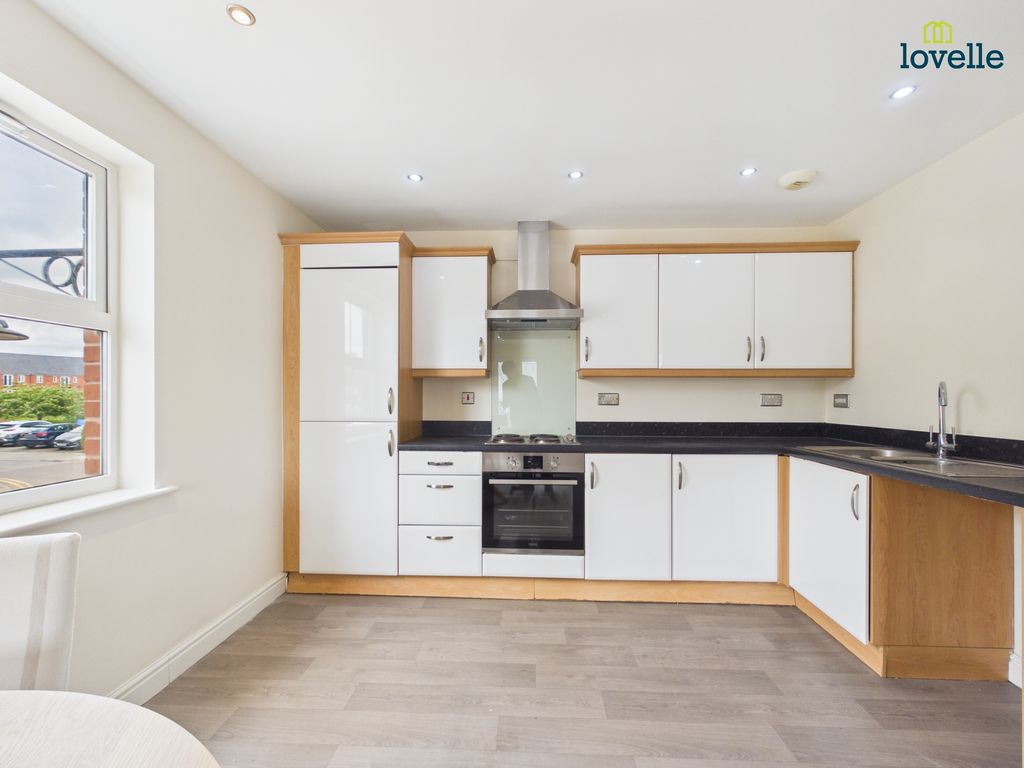 Property photo 2 of 13