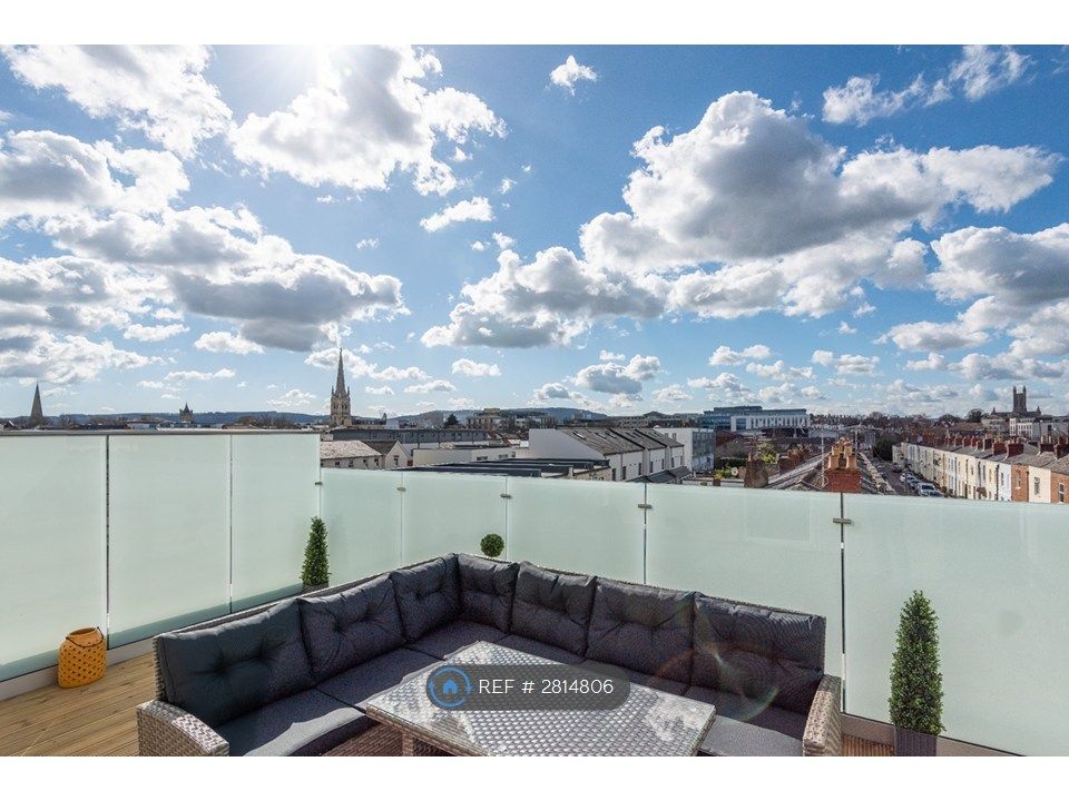 Property photo 3 of 24