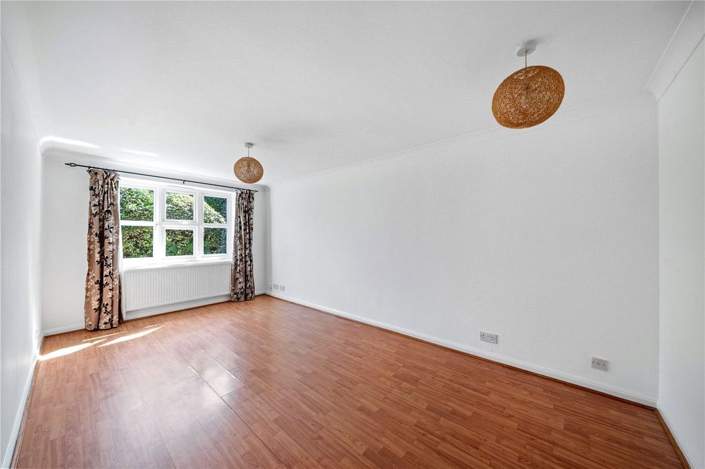 Property photo 2 of 8 Picture No. 02