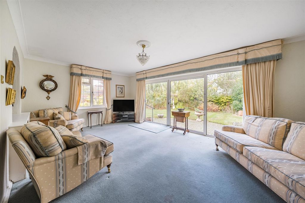 Property photo 2 of 14 1369985-5-68F75606Ef83E.Jpg