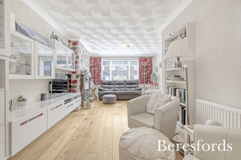 Property photo 3 of 24 Picture No. 53