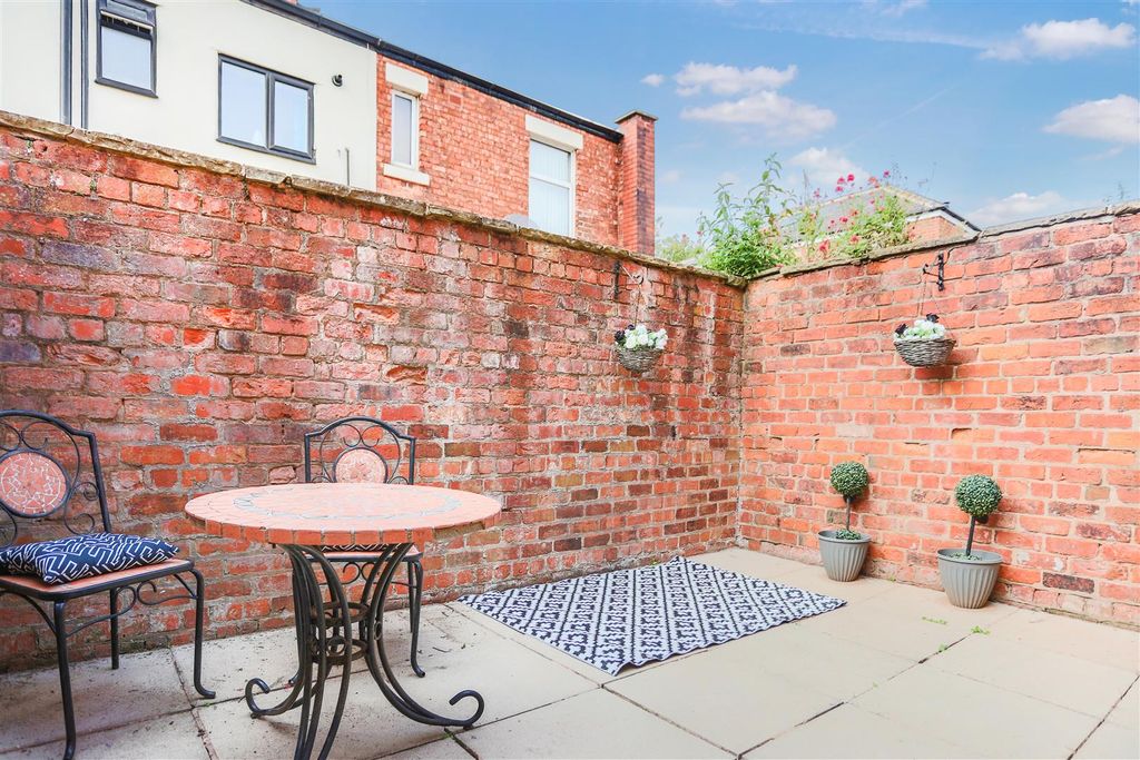 Property photo 3 of 12 Img_8626.Jpg