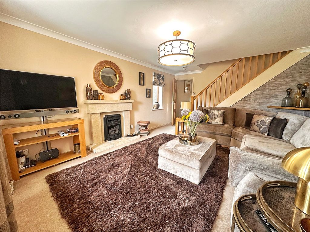 Property photo 3 of 22 Picture No. 05