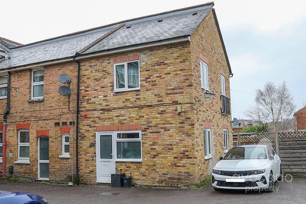 Property photo 1 of 7 5008951