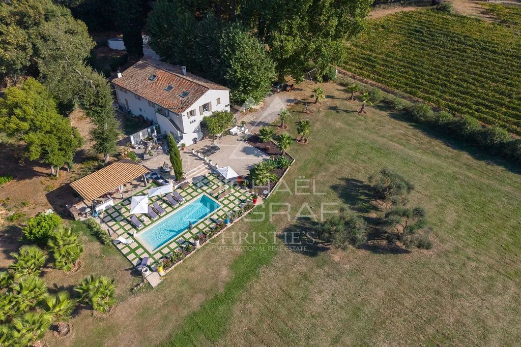 Property photo 1 of 18 Character Property With Swimming Pool, 1.3 Hectares Of Land And Vineyard Views