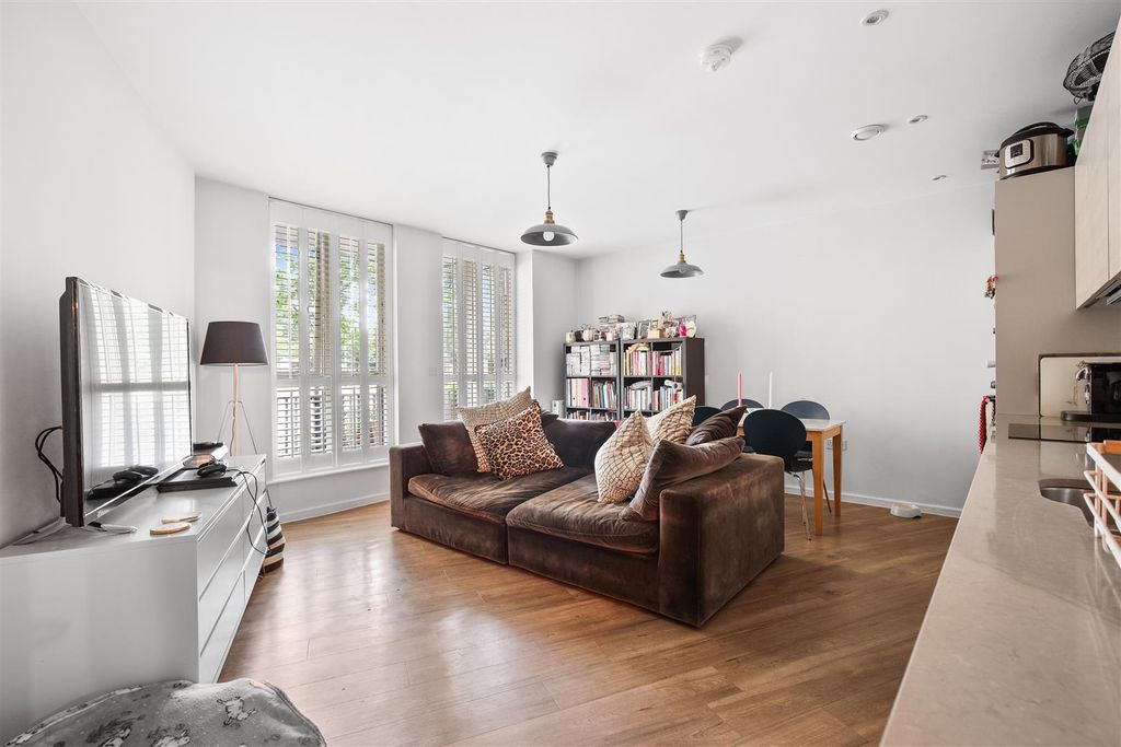 Property photo 3 of 13 Reception Room