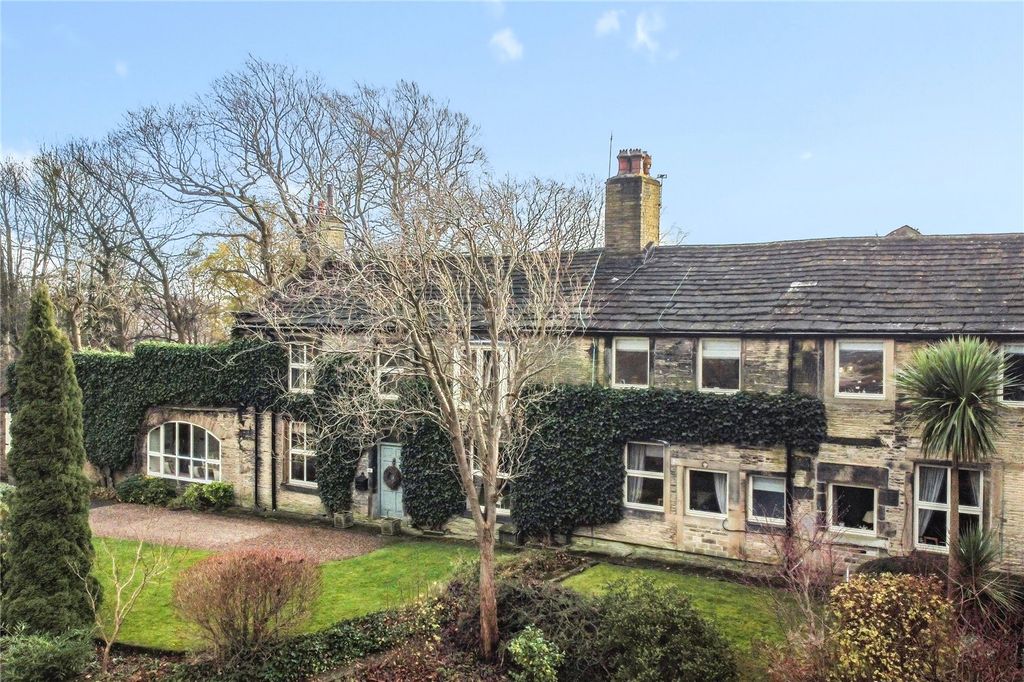 Property photo 1 of 37 Front