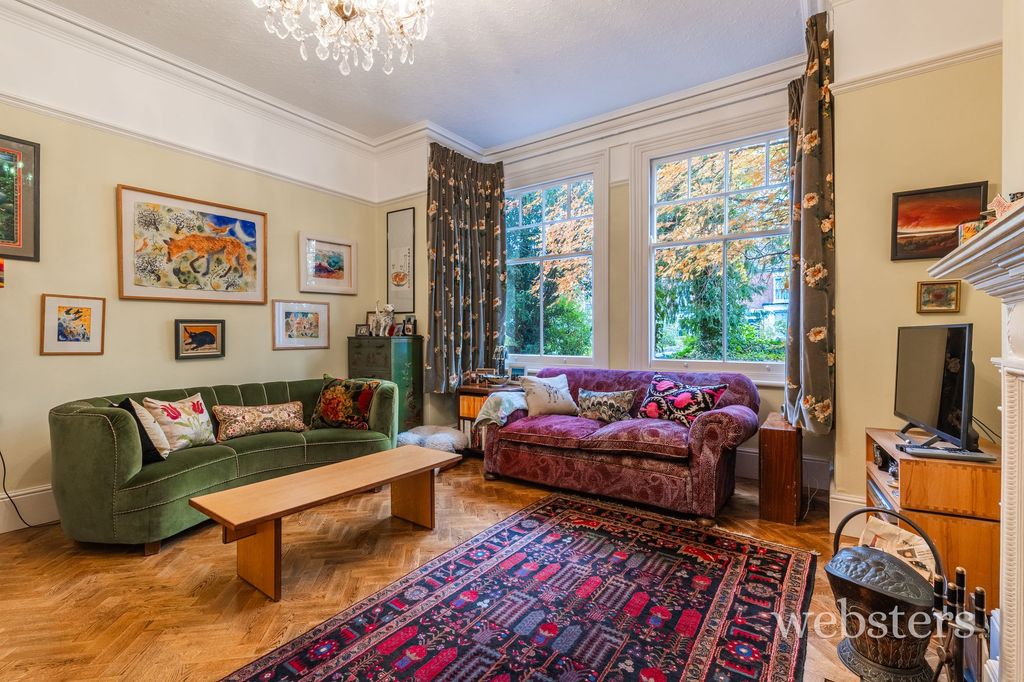 Property photo 3 of 30