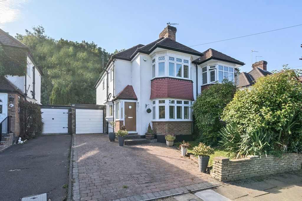 Property photo 1 of 24 External