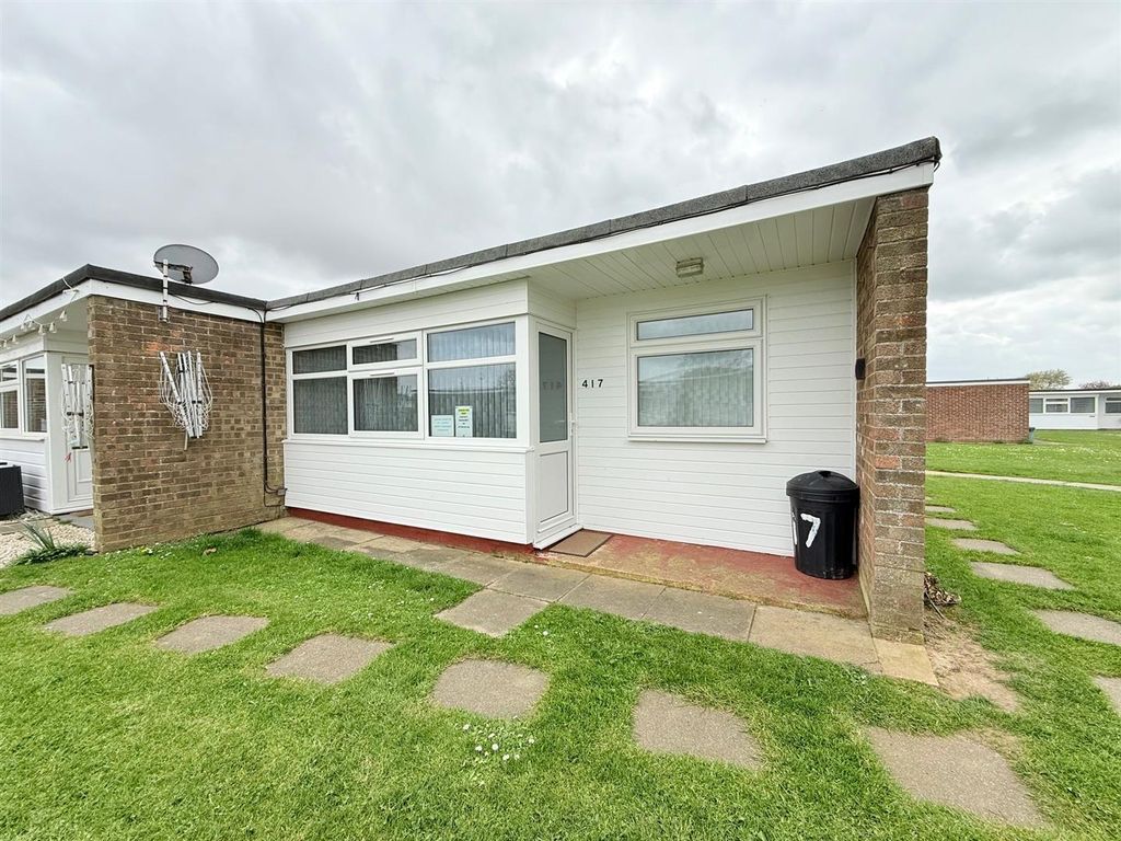Property photo 1 of 8 Front View