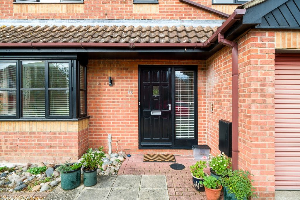 Property photo 2 of 26 Sv16 Samuel Vince Road-8