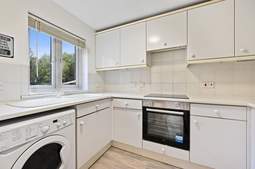 Property photo 3 of 6 Lr - 1 Seton Court - Kitchen3 (1).Jpg