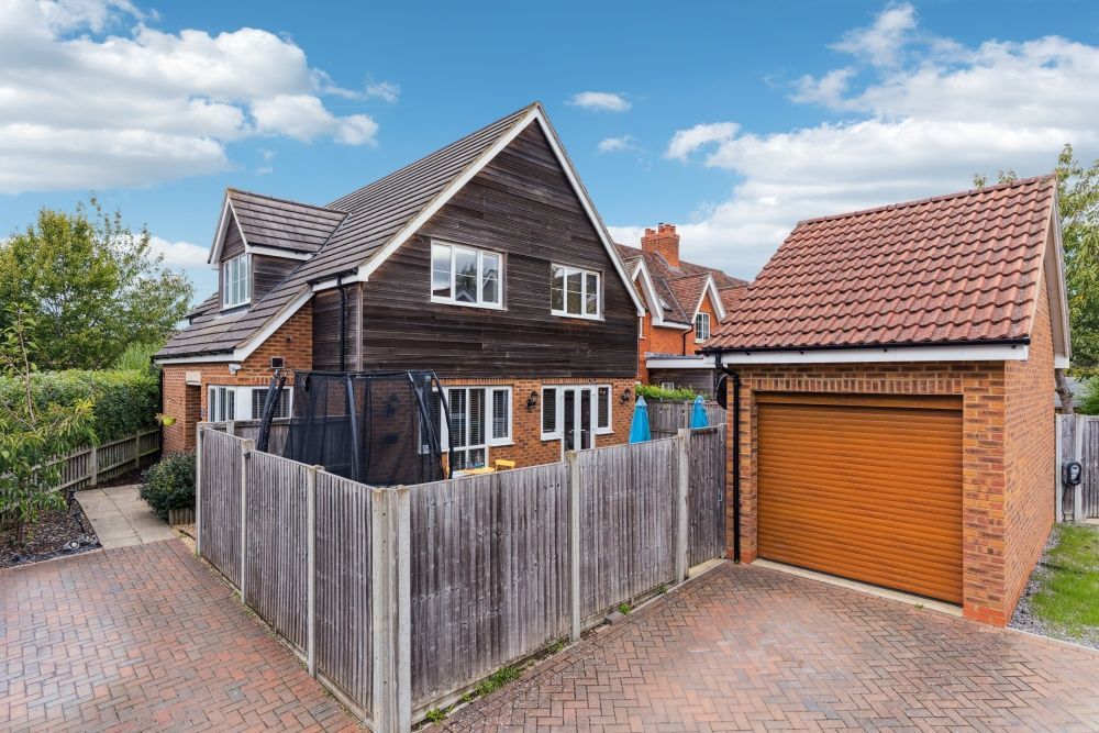 Property photo 1 of 23