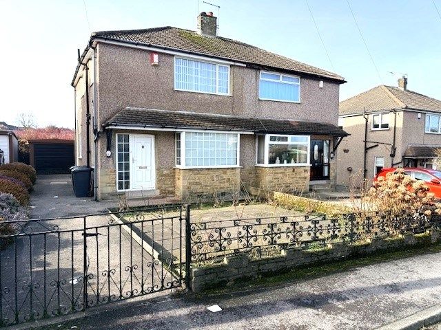 Property photo 1 of 17 *************************************To Let 3 Bed Semi Detached House - Wibsey Village  - Bd6****************************************************************
