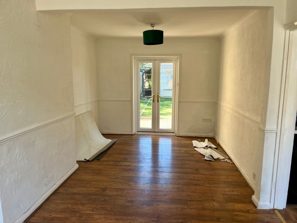 Property photo 3 of 12 Img_7942