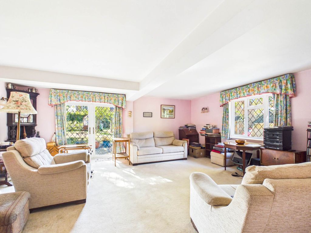 Property photo 3 of 17