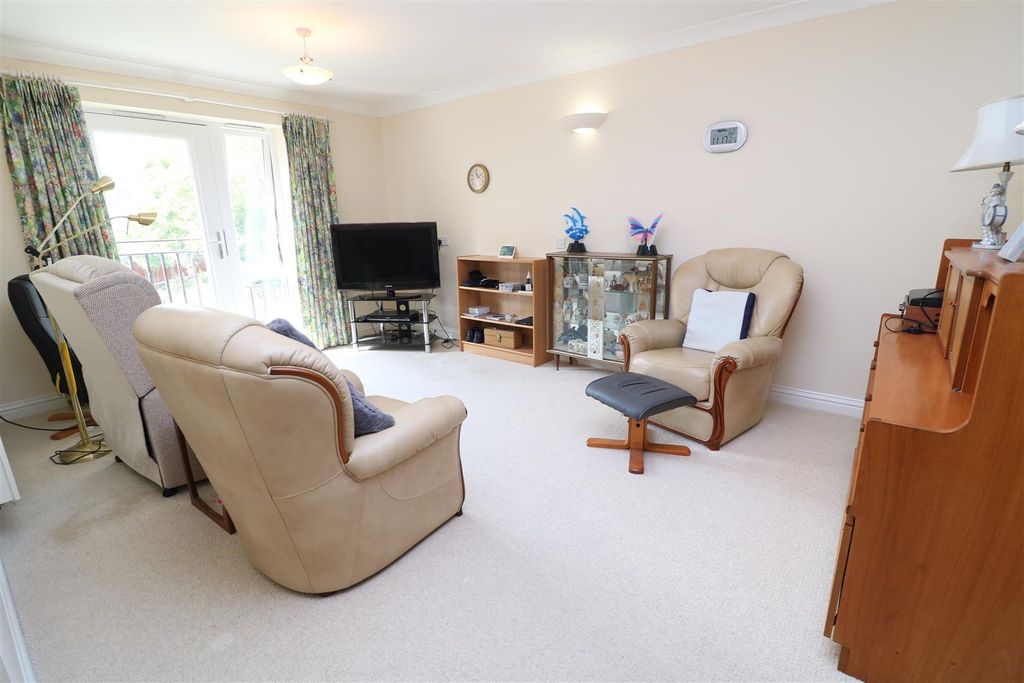 Property photo 3 of 12 Img_3228.Jpg