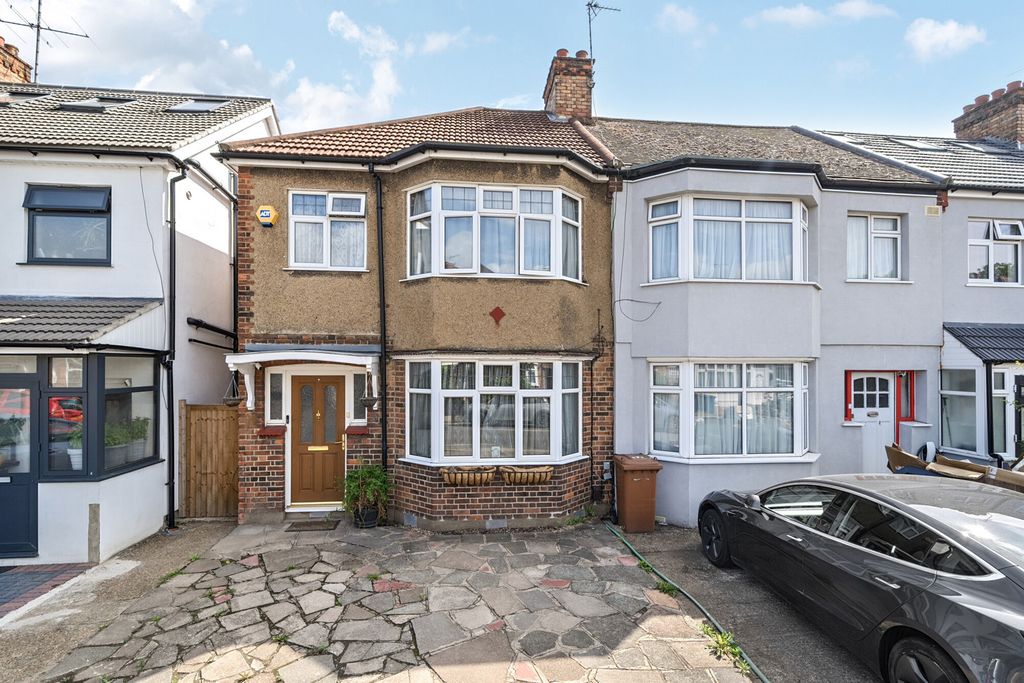 Property photo 1 of 16 1326036-2-6880Bf6...