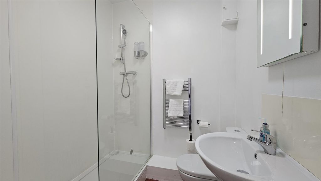 Property photo 3 of 5 20250204_120429.Jpg