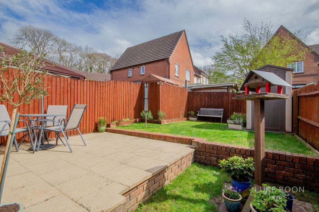 Property photo 2 of 13