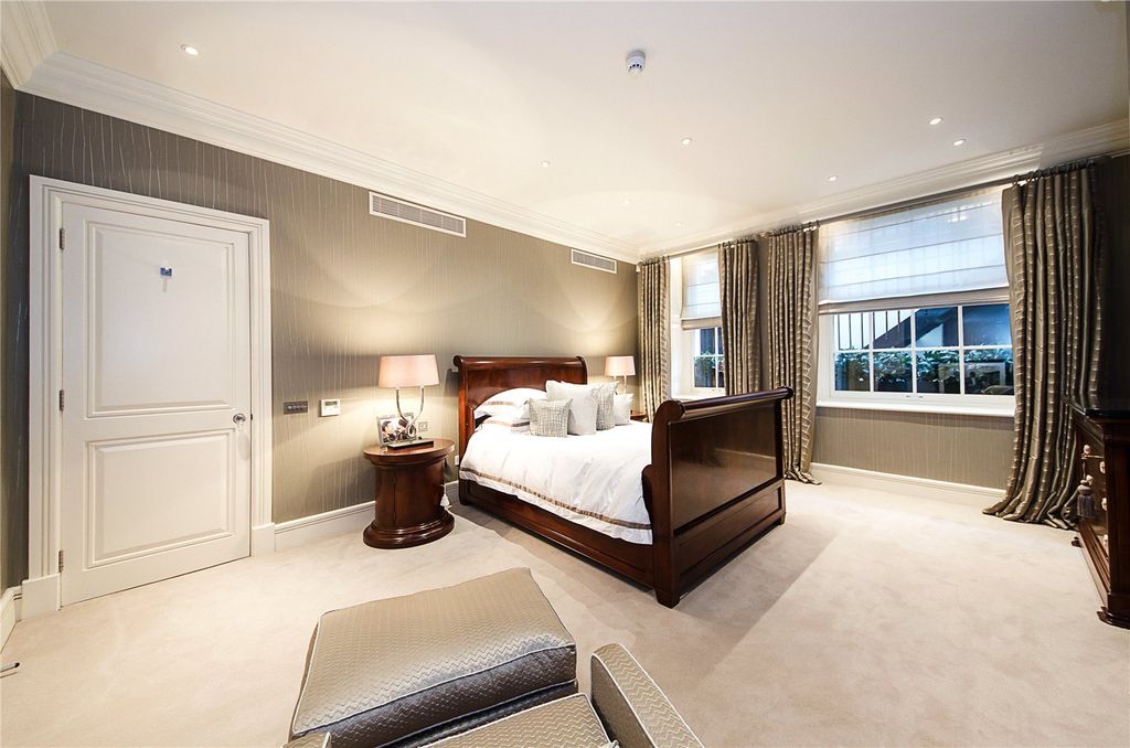 Additional image 8 of 4 bed flat to rentUpper Grosvenor Street, Mayfair, London W1K