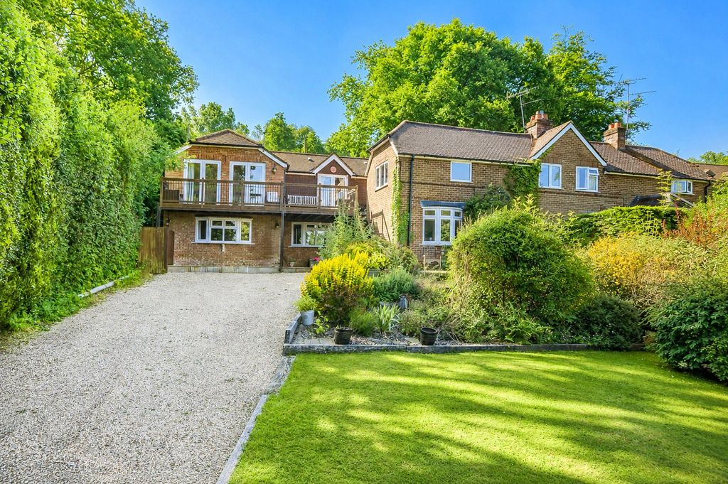 Property photo 1 of 23 Picture No. 28