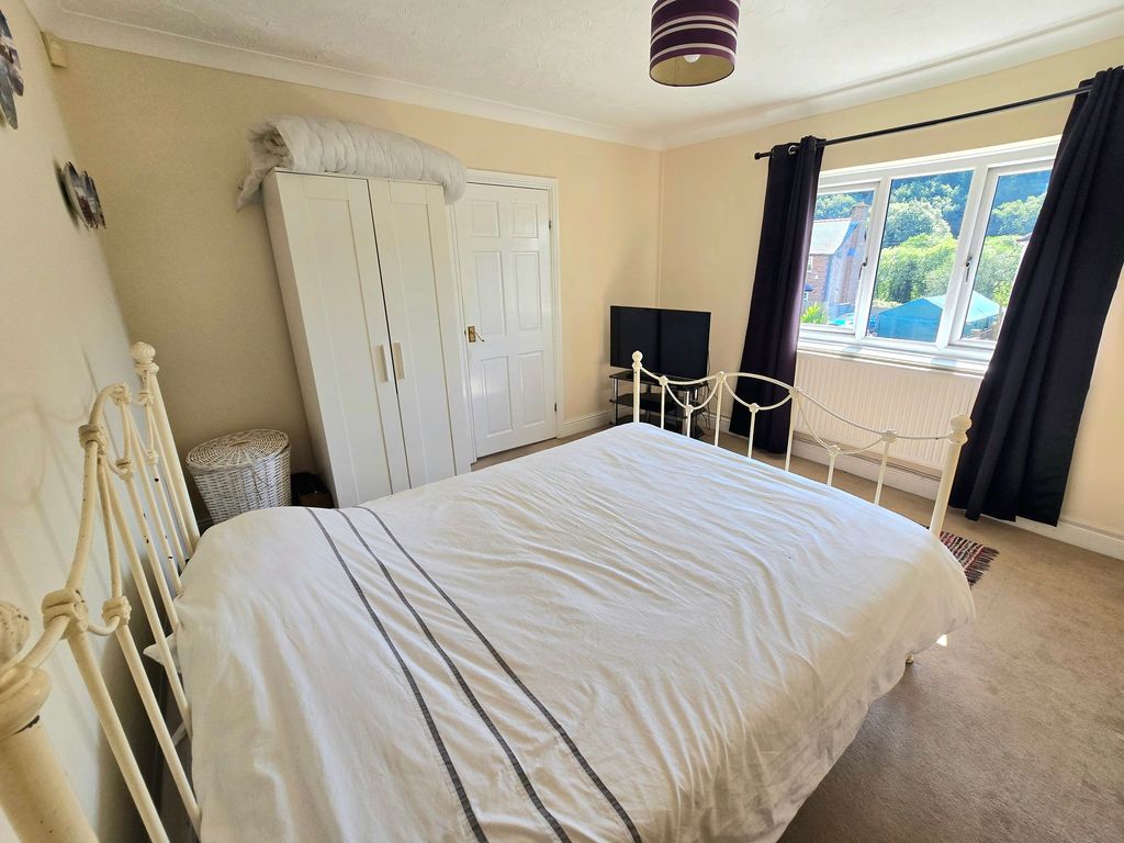Property photo 3 of 33 Bedroom One