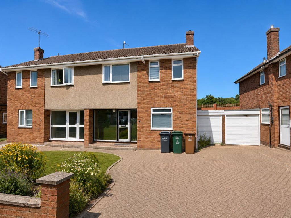 Property photo 1 of 20 Coopers Estate Agents