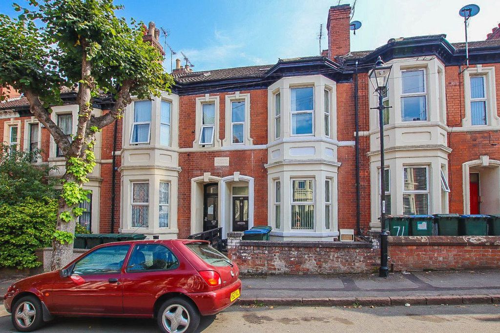 Property photo 1 of 11