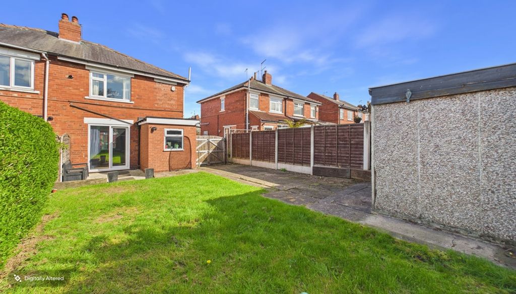 Property photo 2 of 11 Cam03669G0-Pr0064-Still023-001