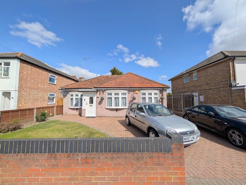 Property photo 1 of 11