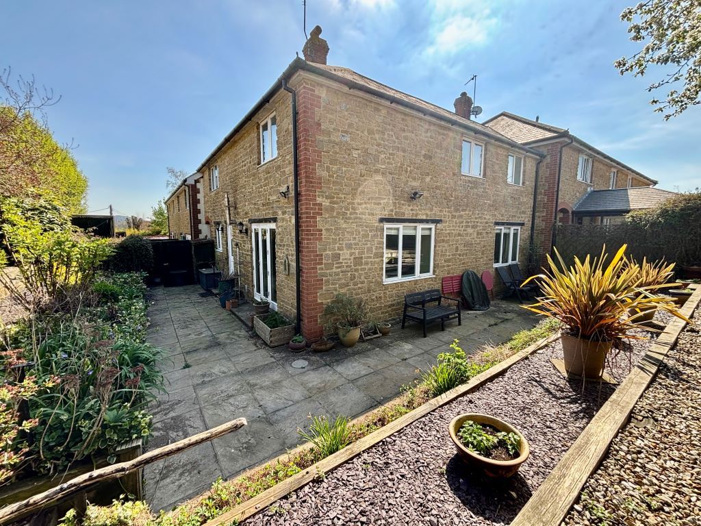 Property photo 1 of 20