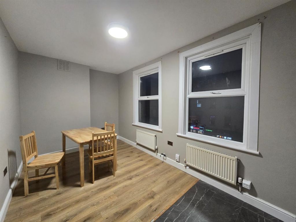 Property photo 3 of 7 Whatsapp Image 2025-11-09 At 16.58.20_45c1E373.Jpg