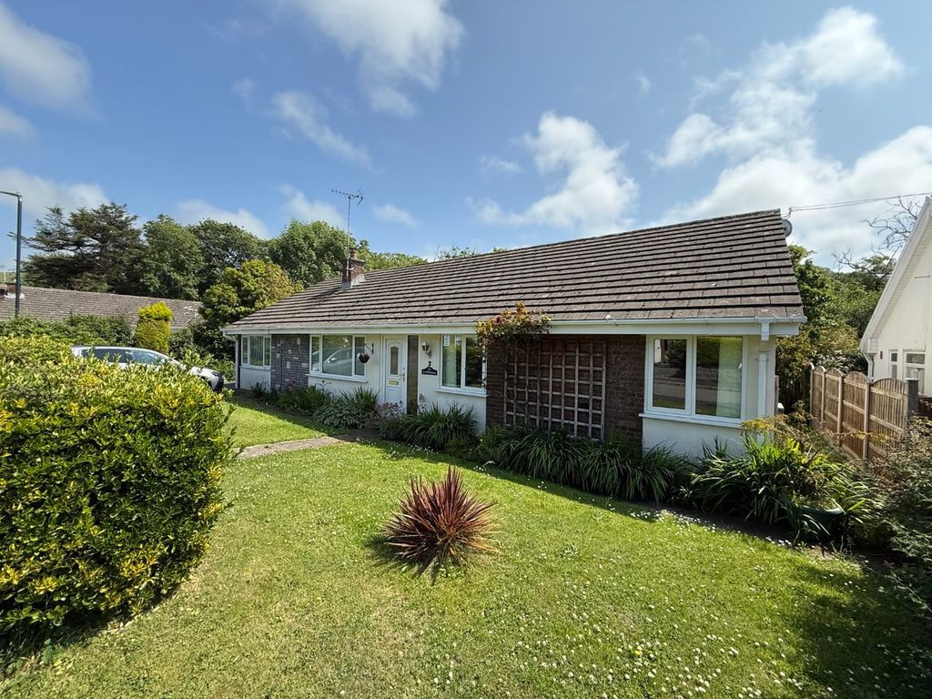 Property photo 1 of 47
