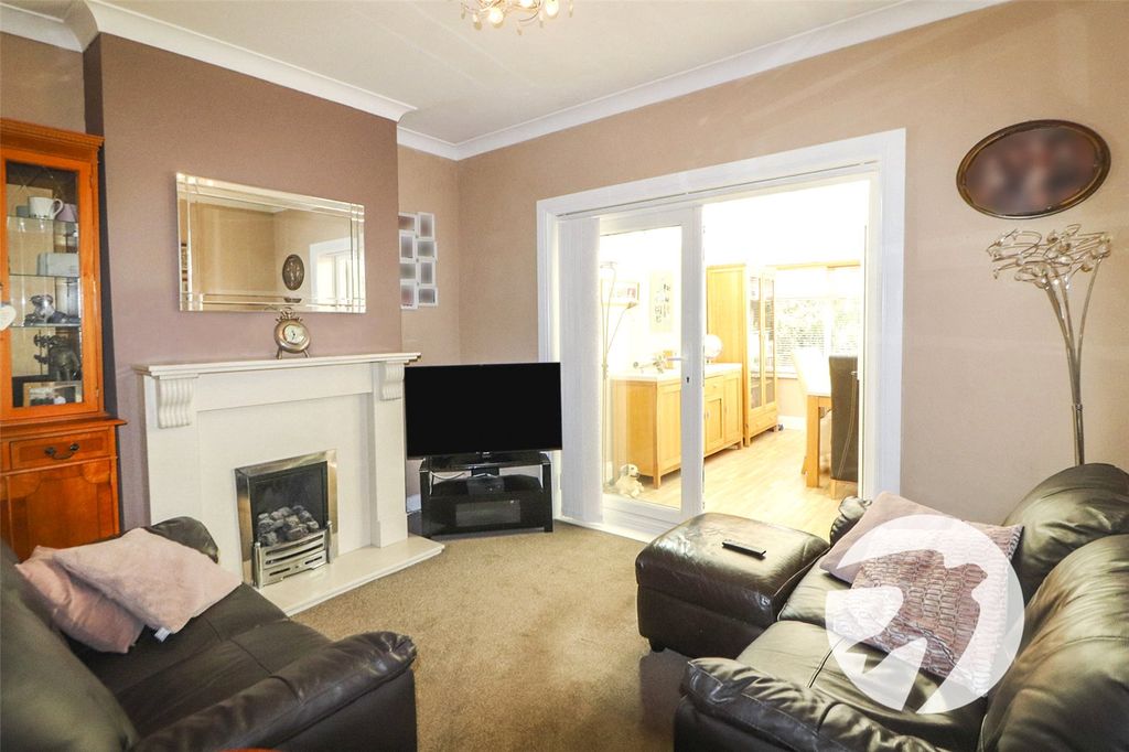 Property photo 2 of 23 Picture No. 25