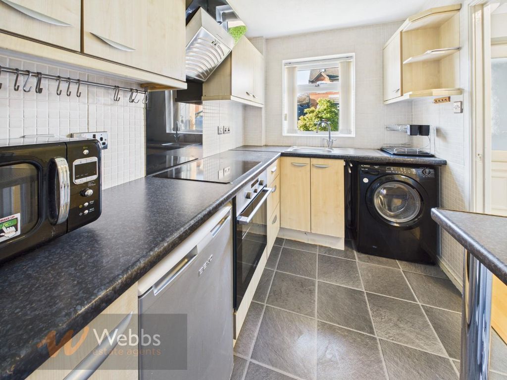 Property photo 3 of 18 Cam05244G0-Pr0184-Still050.Jpg