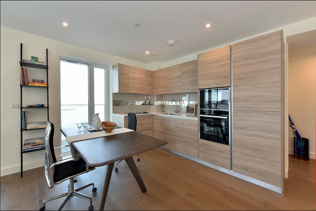 Property photo 3 of 16 Gallery