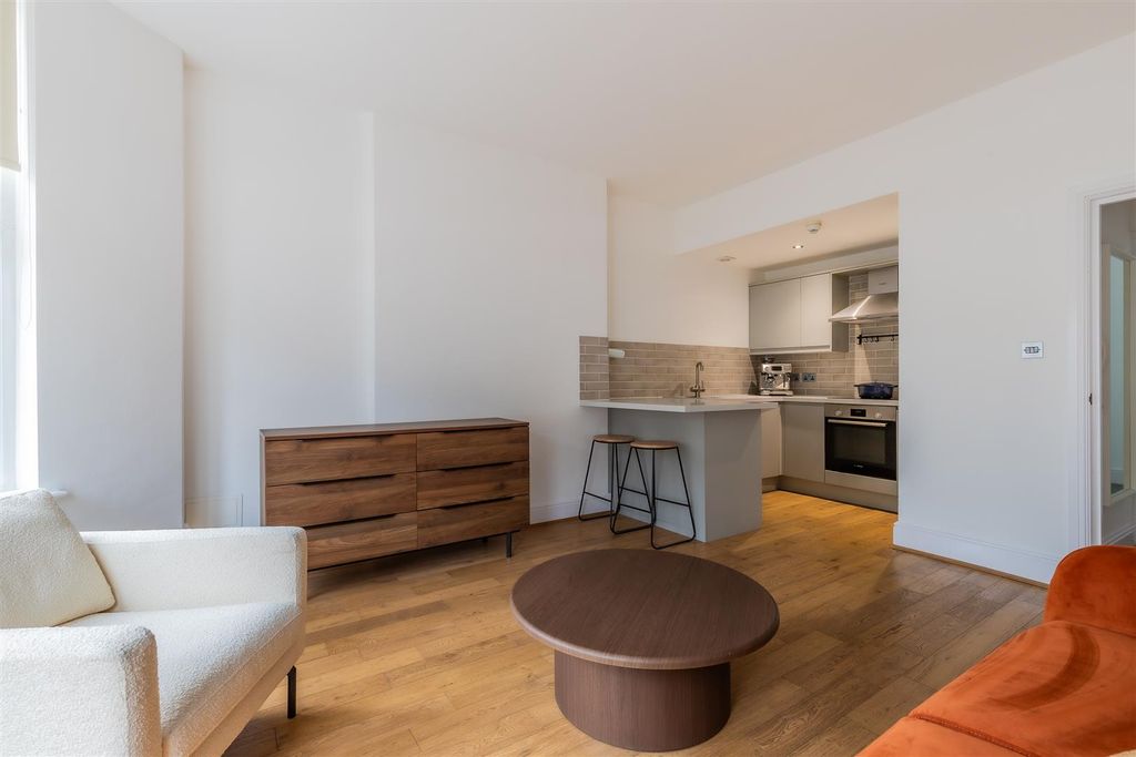 Property photo 2 of 15 42A (3 Of 15).Jpg