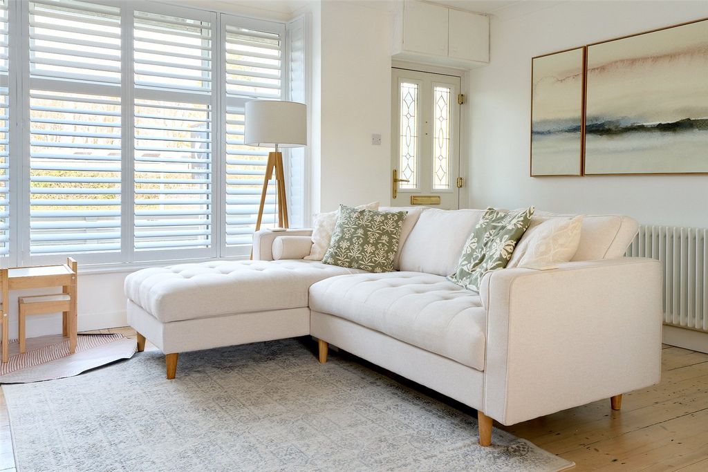 Property photo 3 of 19 Picture No. 24