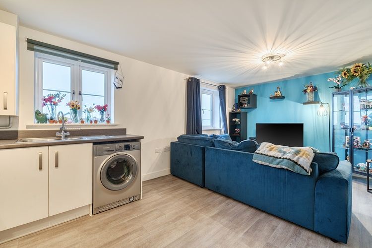 Property photo 3 of 15