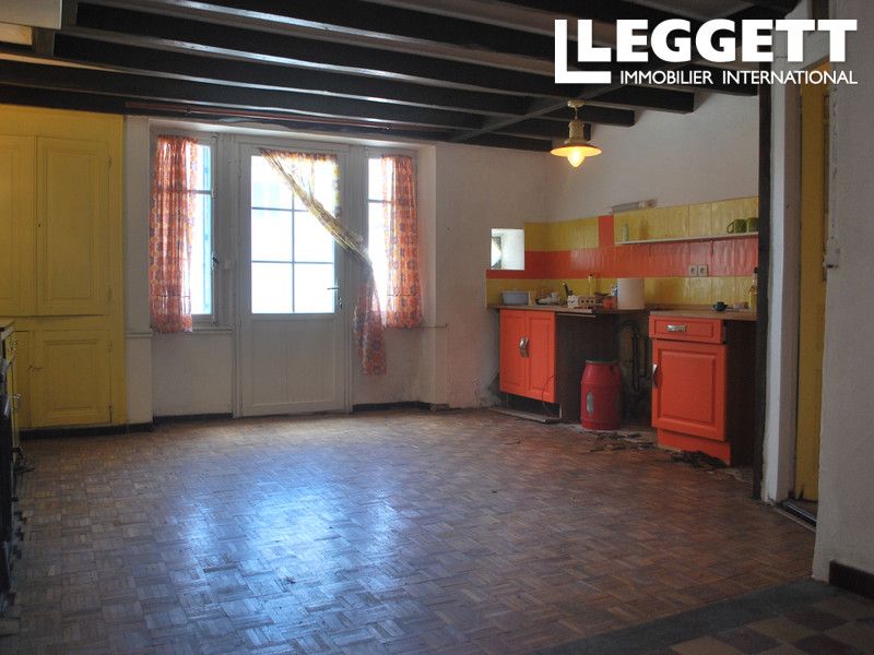 Property photo 3 of 10