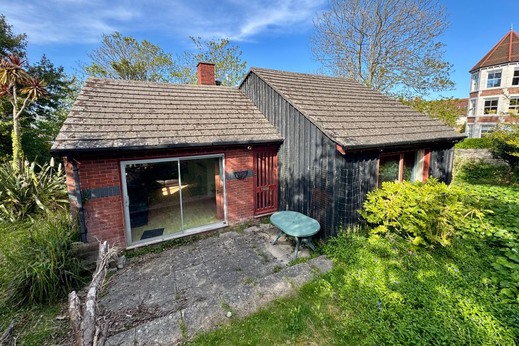 Property photo 3 of 15