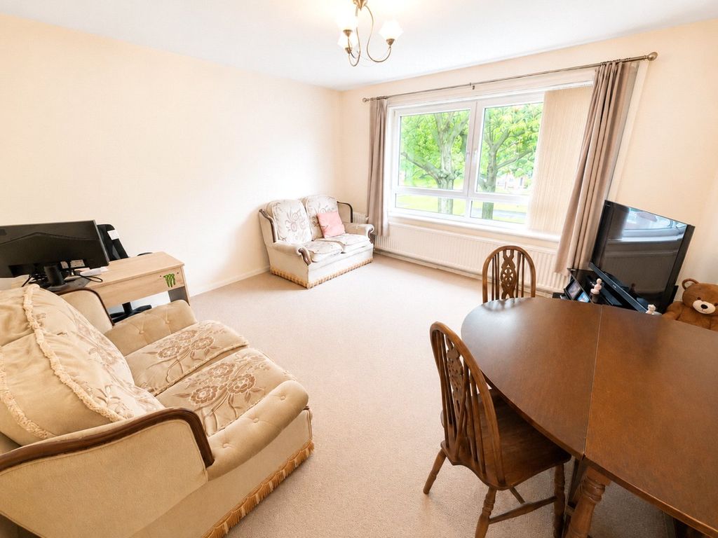 Property photo 3 of 9 Picture No. 19