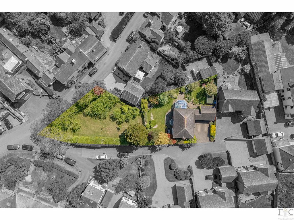 Property photo 2 of 29