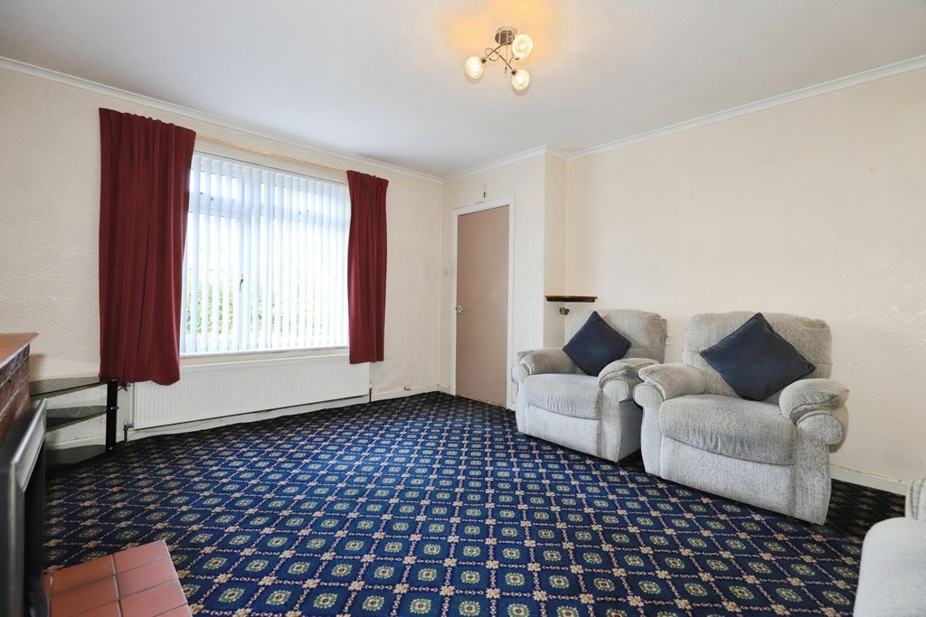 Property photo 2 of 20 Pbox-Img.Jpg