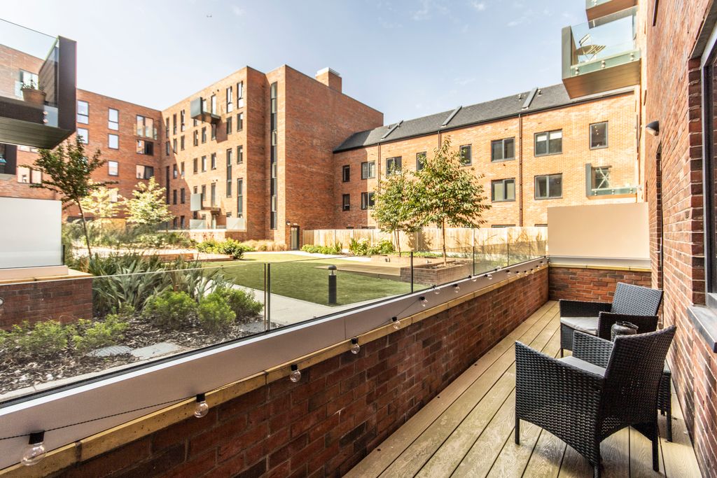 Property photo 2 of 15