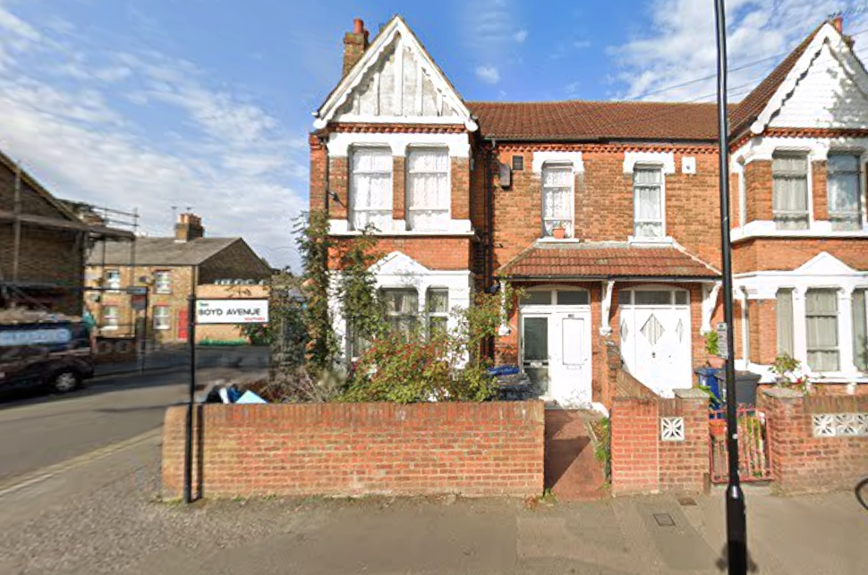 Property photo 1 of 2