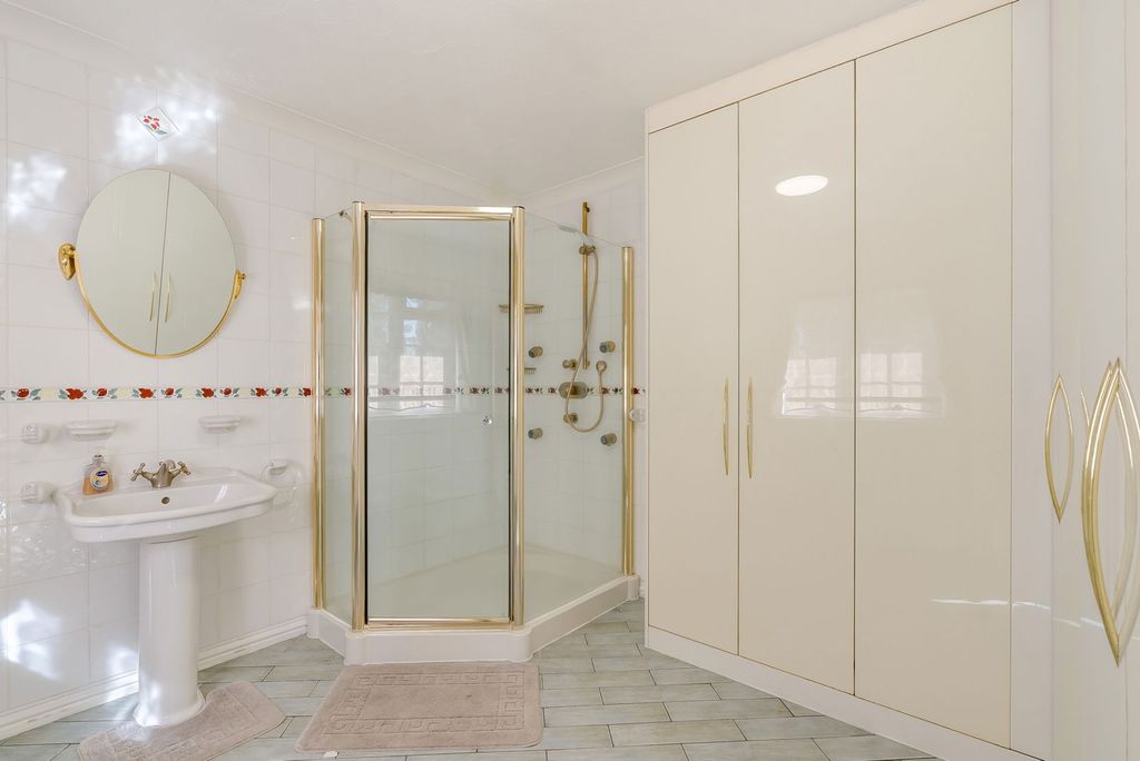 Additional image 20 of 4 bed detached house for salePotters Heights Close, Pinner HA5